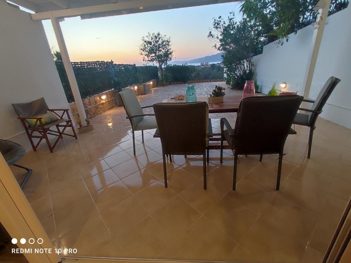 Andrew'S Sunset View Apartment Loutráki Zewnętrze zdjęcie