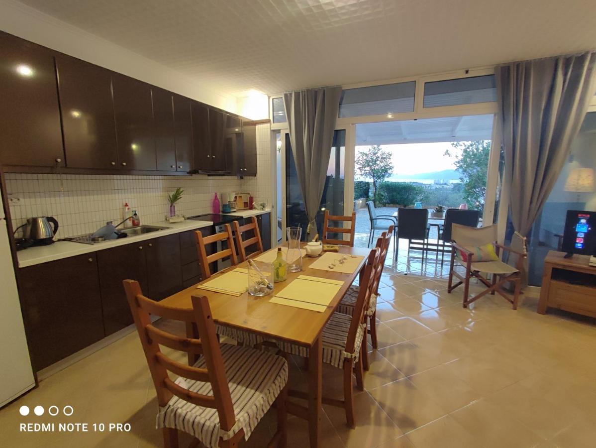 Andrew'S Sunset View Apartment Loutráki Zewnętrze zdjęcie